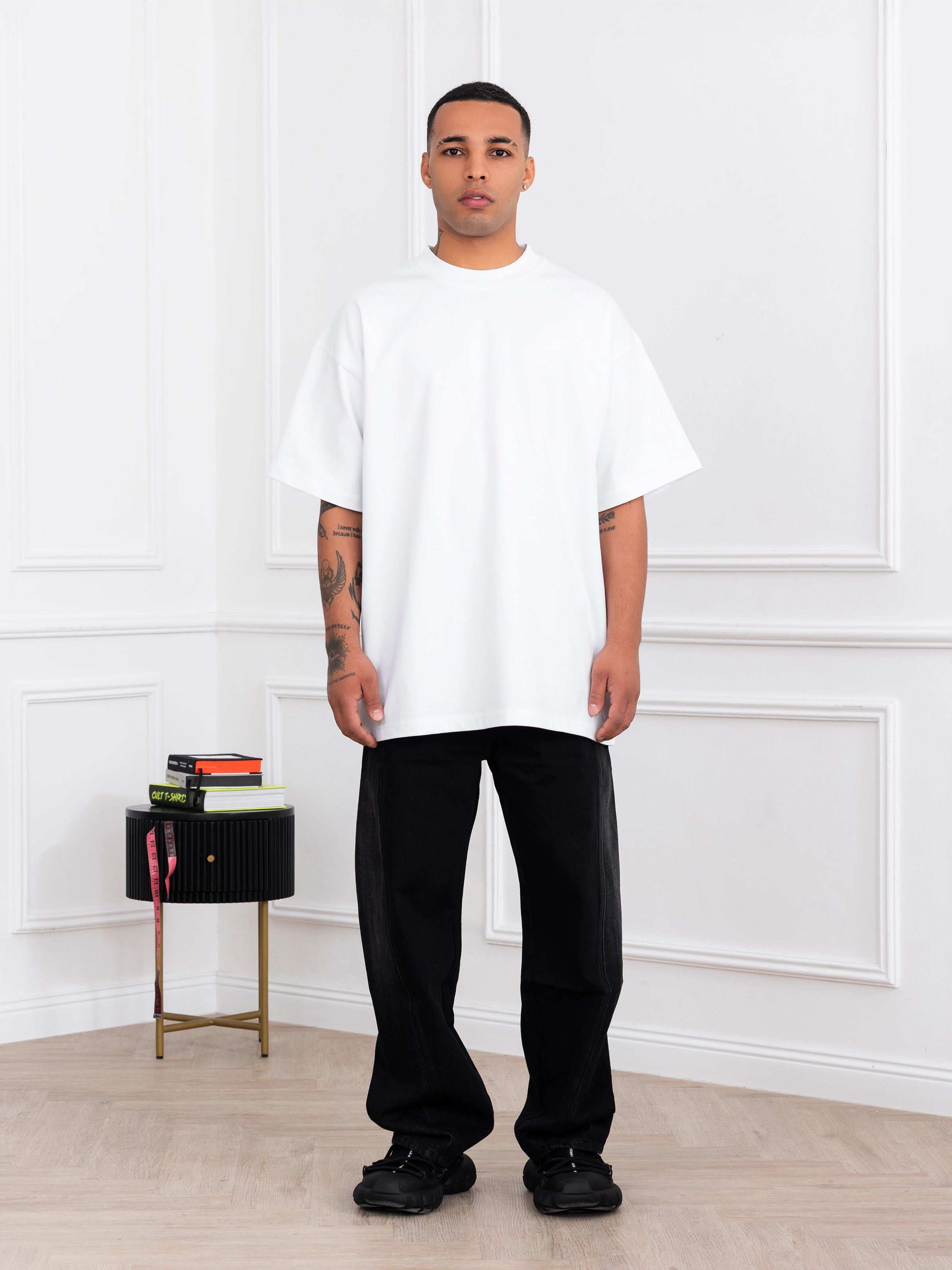 DB-TS2502 T-SHIRT W. 345GSM